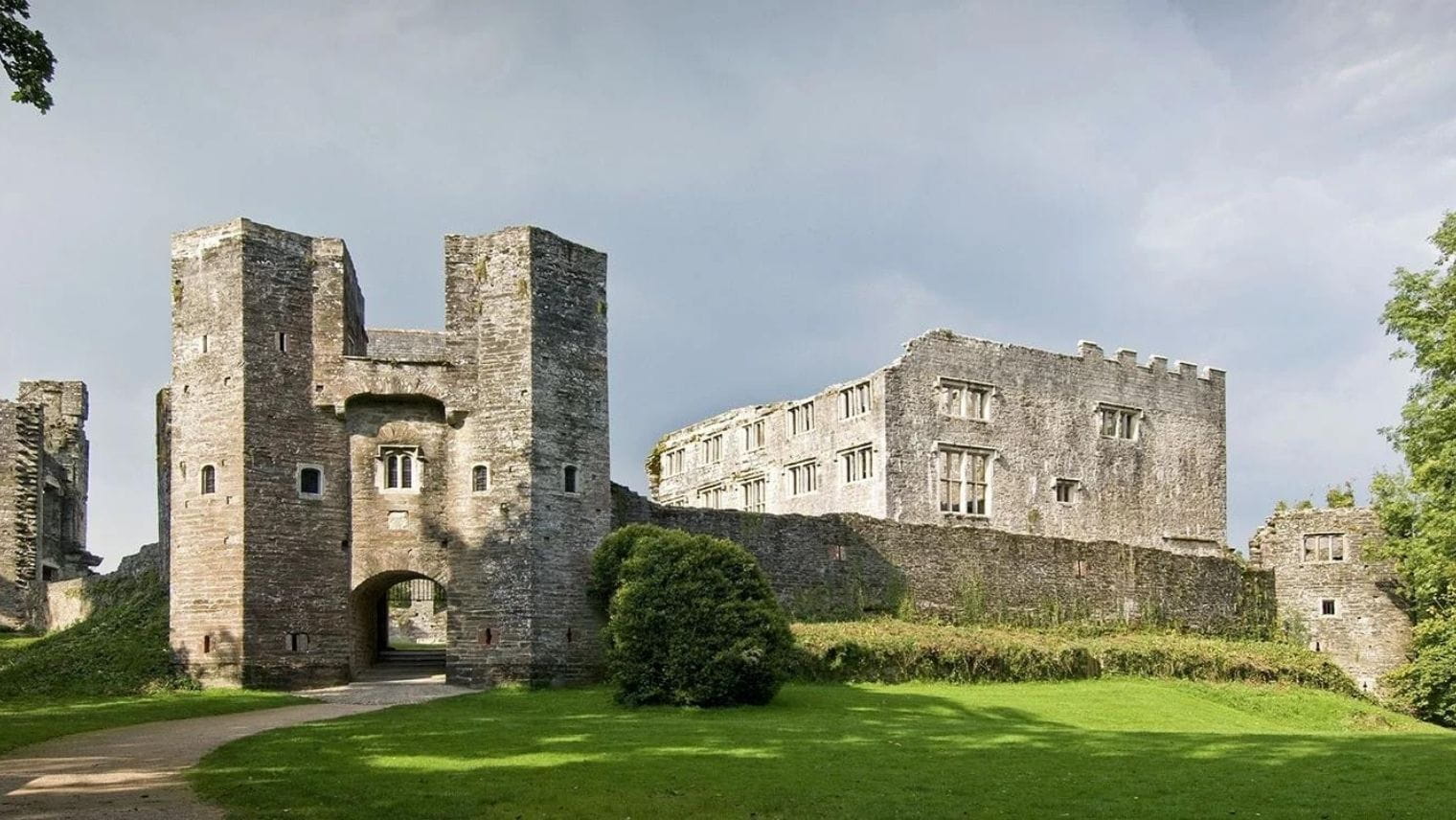 Berry Pomeroy Castle