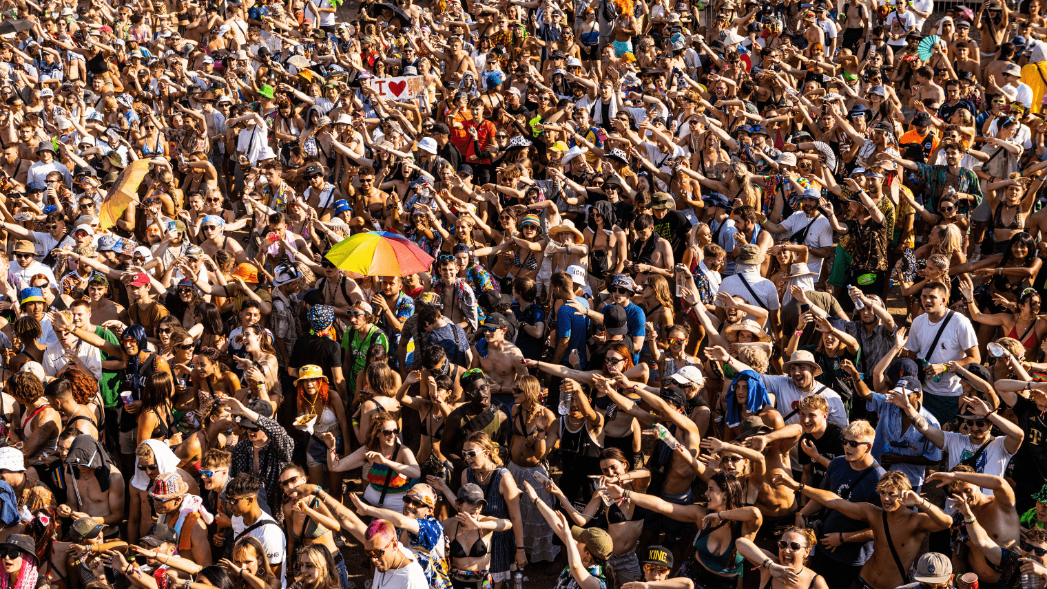 A crowd at Boomtown
