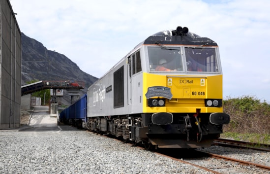 HS2 aggregate train being loaded at Penmaenmawr quarry May 2025: CREDIT: DC Rail
