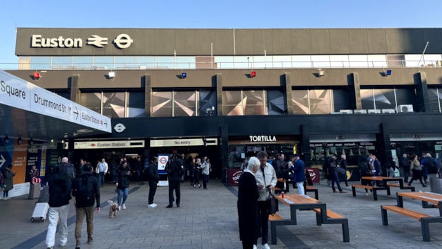 Euston Easter-2: Euston Easter-2
