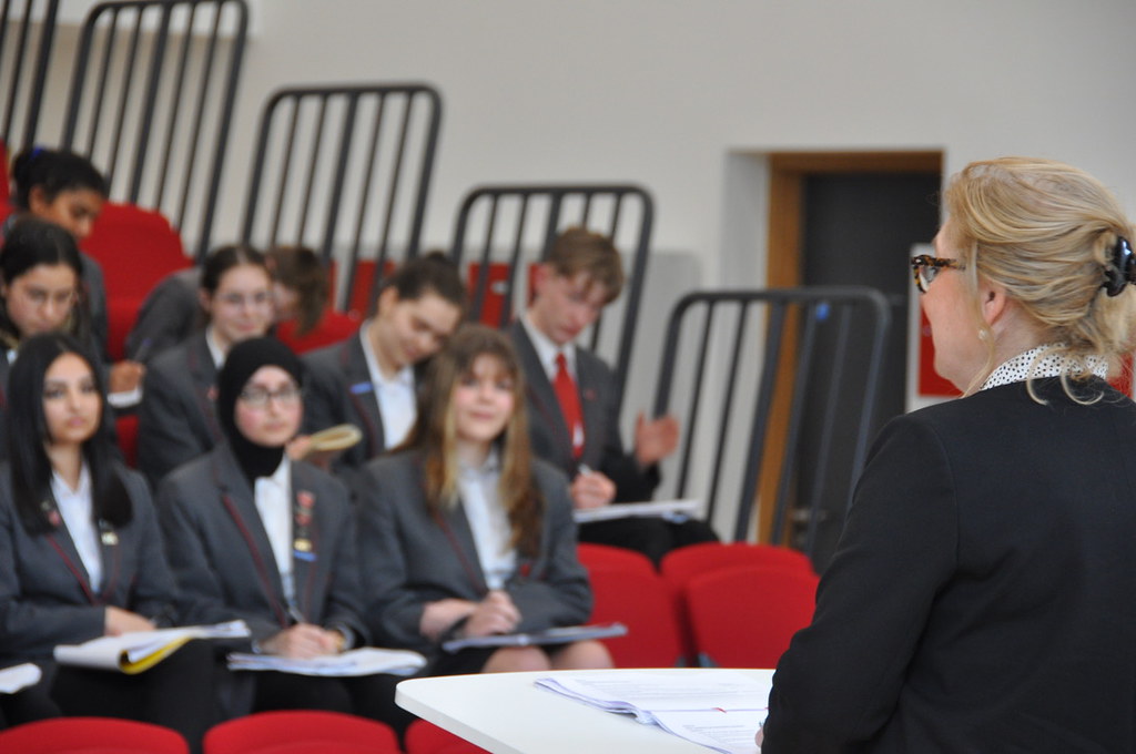 Lady Chief Justice speaking to pupils