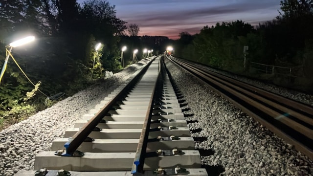 Trains running again through Bath and Wiltshire following essential maintenance work: Track renewal near Bath