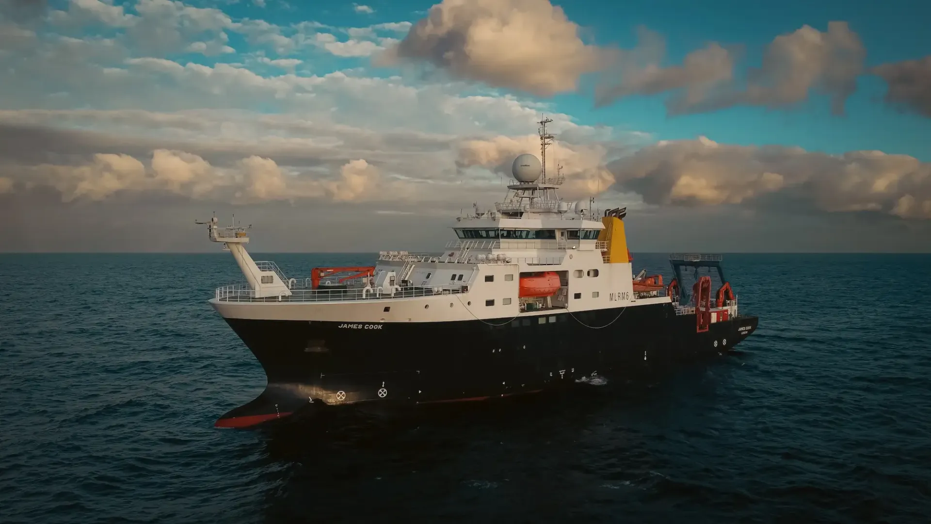 RRS James Cook