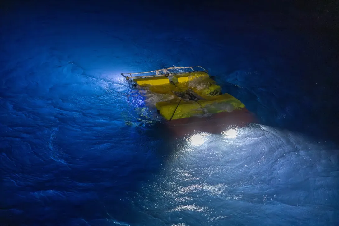 Remotely Operated Vehicle on the ocean surface
