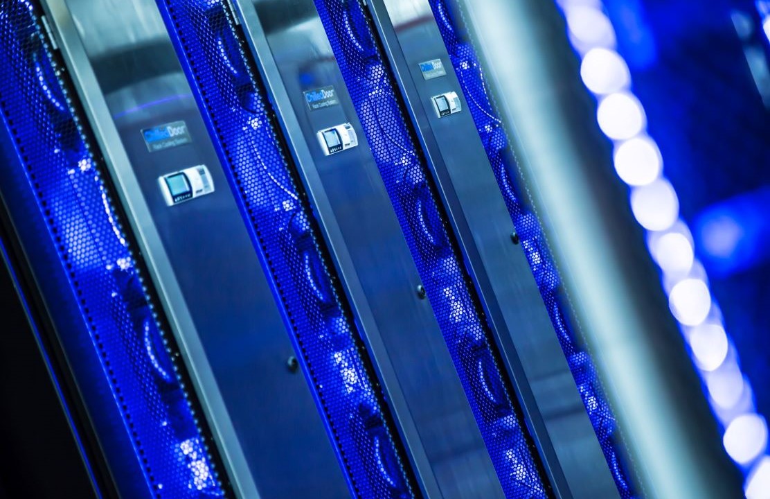 Supercomputer close-up.jpg