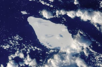A group of clouds in the sky