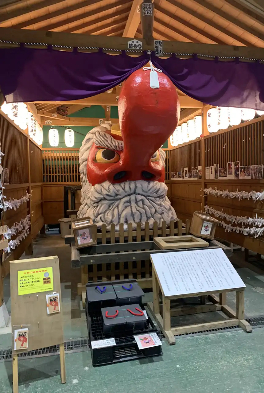 A sculpture of the Yayoi Teppu in Bappu. It is one of the largest sculptures of its kind in Japan. BGS © UKRI.