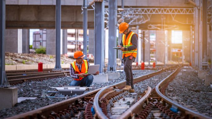 Geofencing: innovative technology to improve trackside worker safety