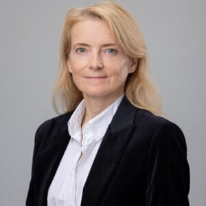 Minister Lloyd