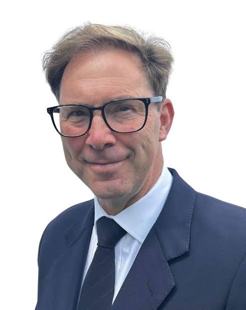 The Rt Hon Tobias Ellwood