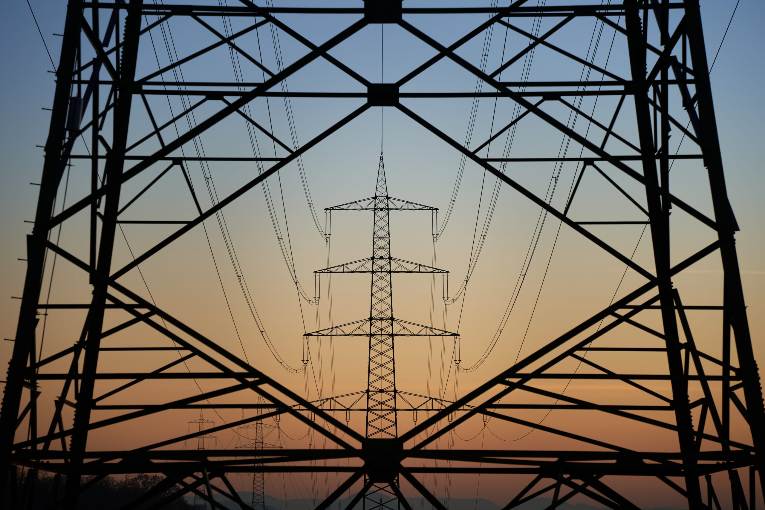 Report: UK can lead new grid tech to reduce likelihood of blackouts and provide smarter energy supply