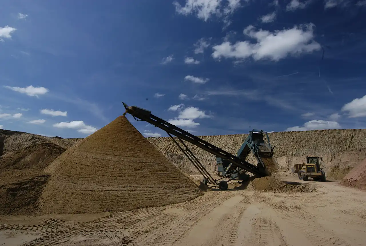 Scrooby Top sand and gravel quarry, Doncaster, UK. © BGS / UKRI