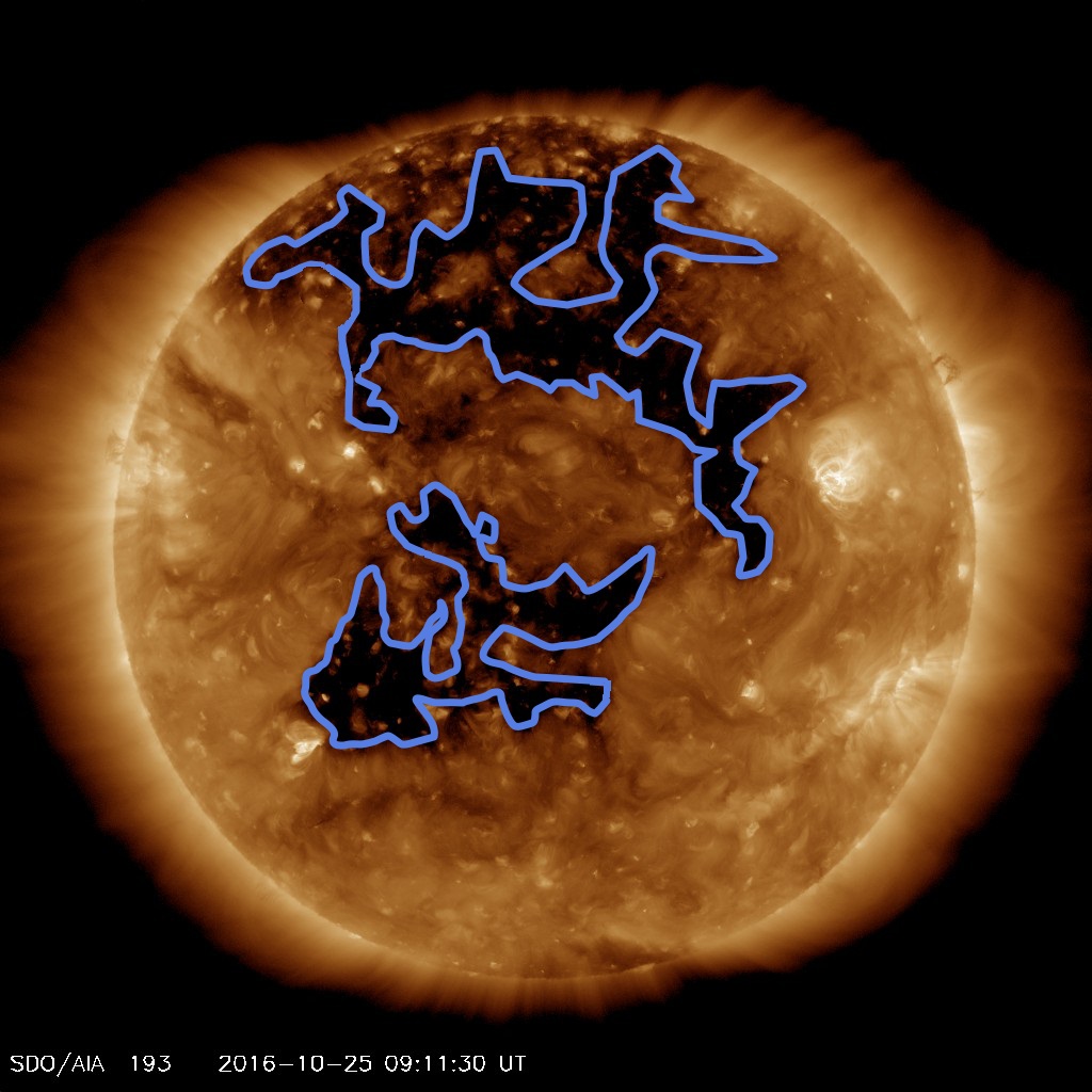 Image of the Sun from the Solar Dynamic Observatory with the coronal hole highlighted. (SDO/NASA)