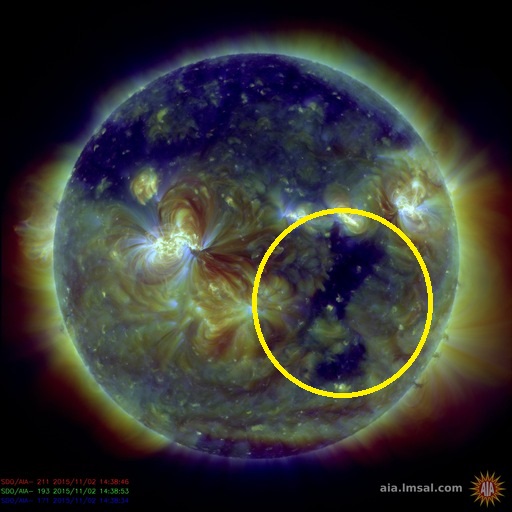 Image of the Sun from the Solar Dynamic Observatory showing the Coronal hole (SDO/NASA)