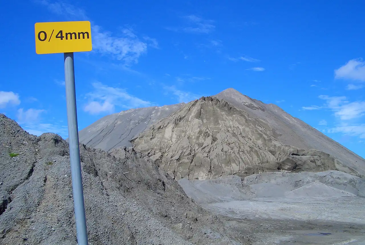 Fine aggregate stockpile, Gelligaer sandstone quarry, Mid-Glamorgan, UK. © Clive Mitchell BGS / UKRI