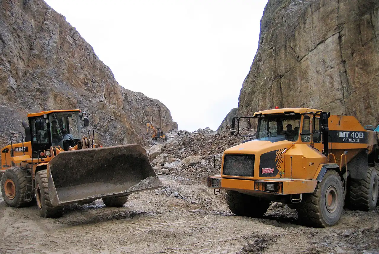 Glebe Mine, Bow Rake, Stoney Middleton, Derbyshire, UK. BGS © NERC
