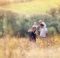 pollen-hayfever-family-meadow-summer