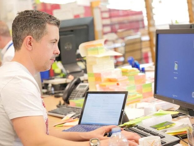 Carl Davies at work