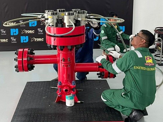 A Learner Doing A Practical Element Of The ECITB's MJI Blended Learning Course In Indonesia.