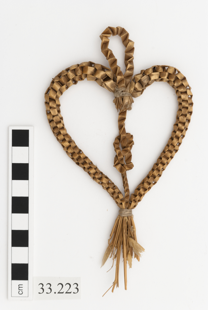 Image of harvest knot