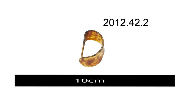Image of autoharp; plectrum