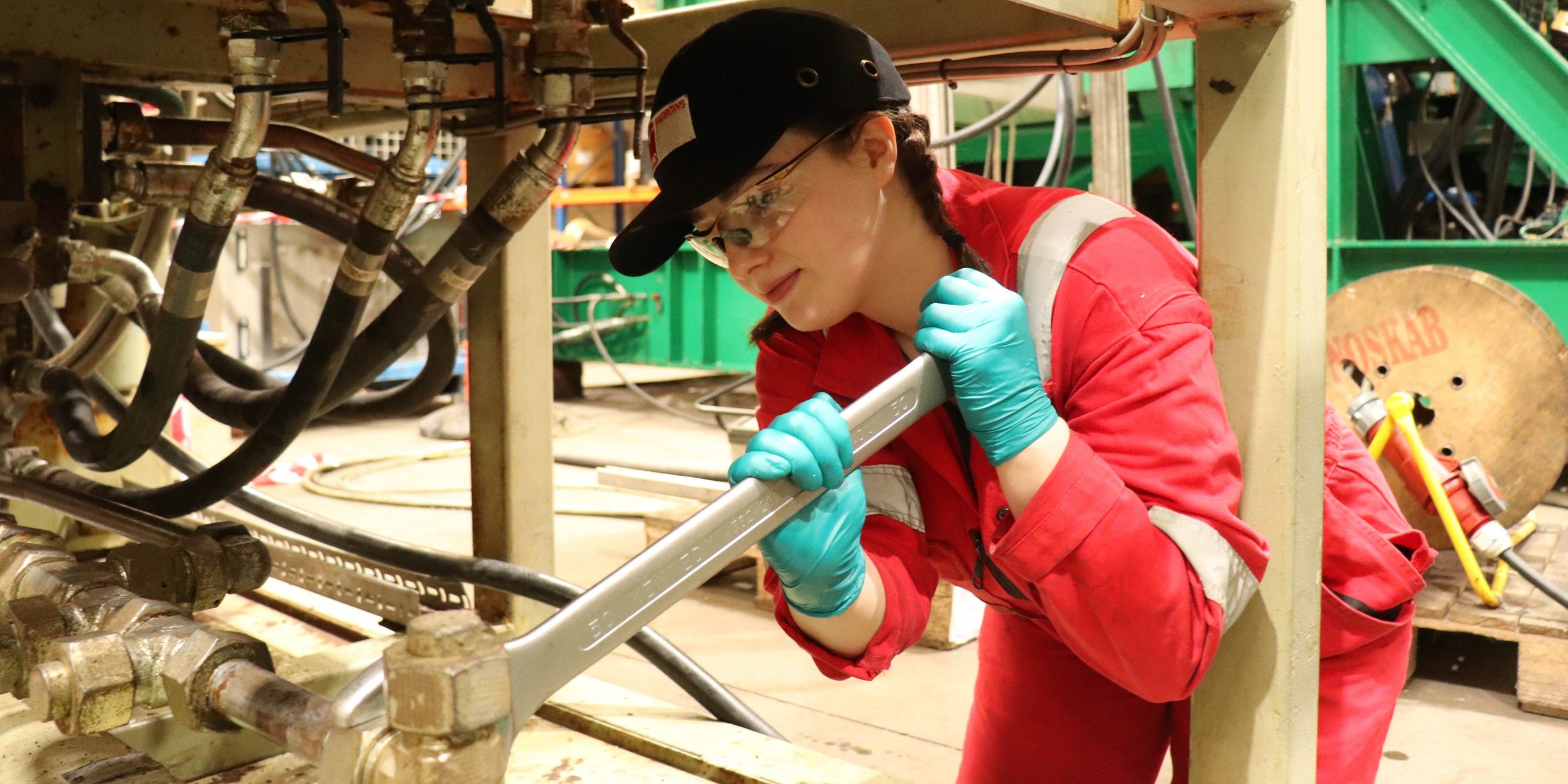 Hannah Gibb At Work With Altrad Sparrows