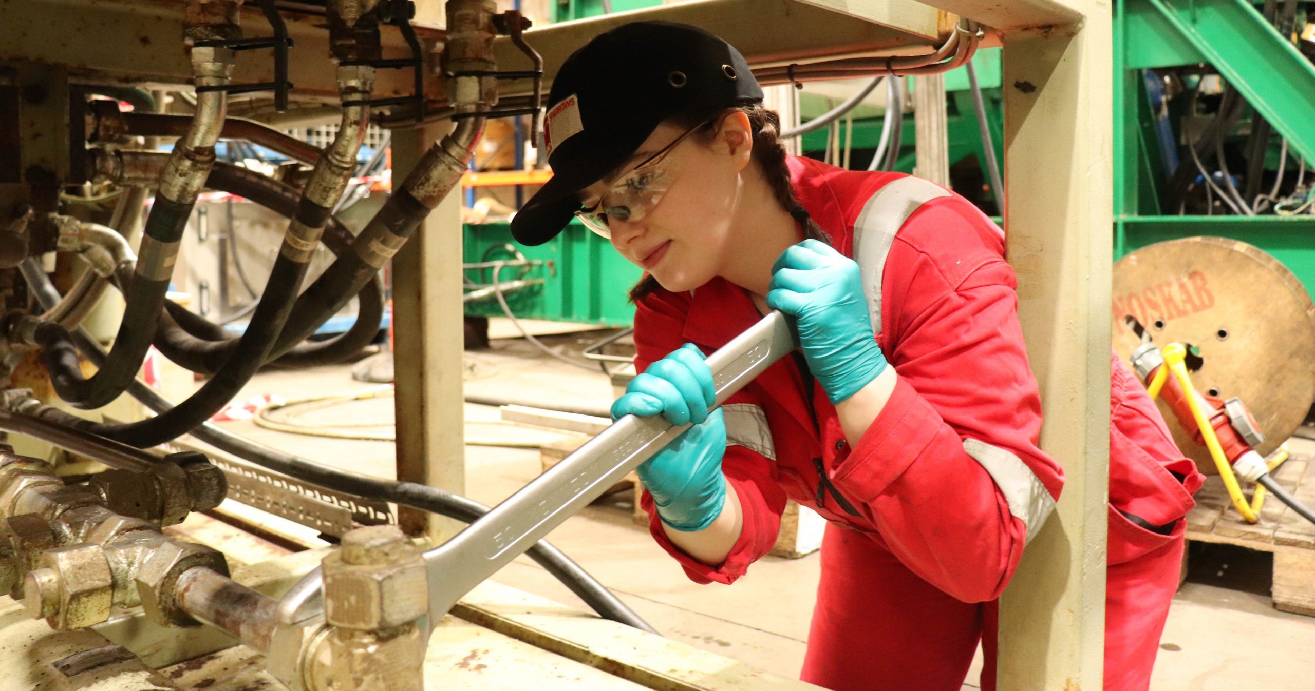 Hannah Gibb At Work With Altrad Sparrows