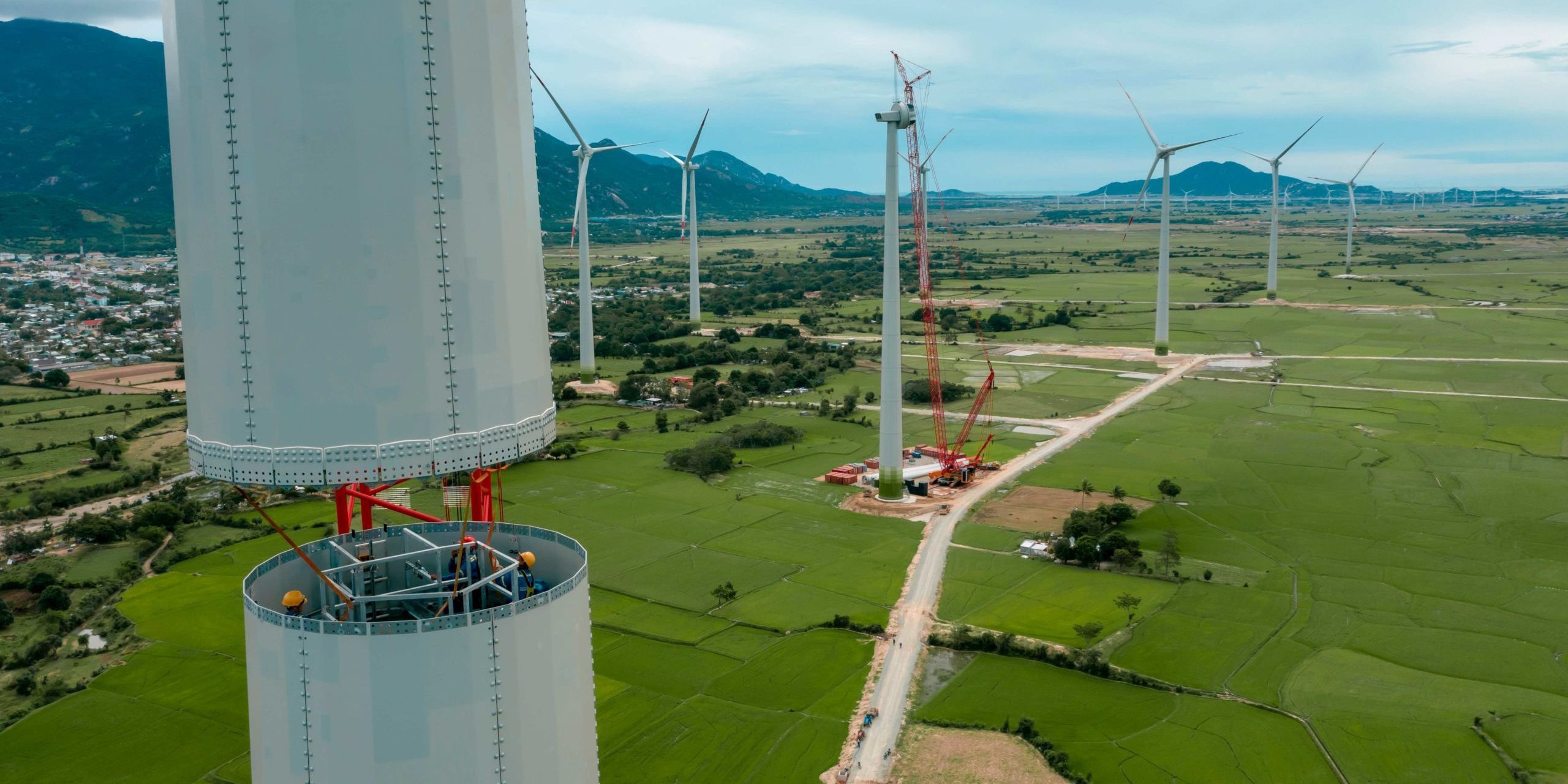 The Labour Forecasting Tool predicts demand for workers in engineering construction sectors, including onshore wind