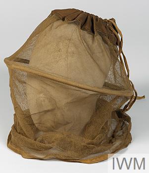 Net metal-hooped mosquito net (for wearing over the head).