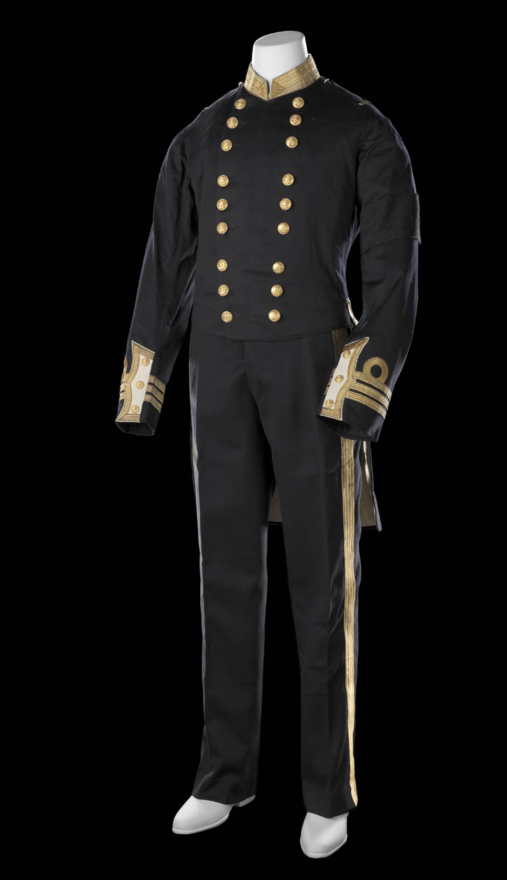 Staff Commander full press coat - front