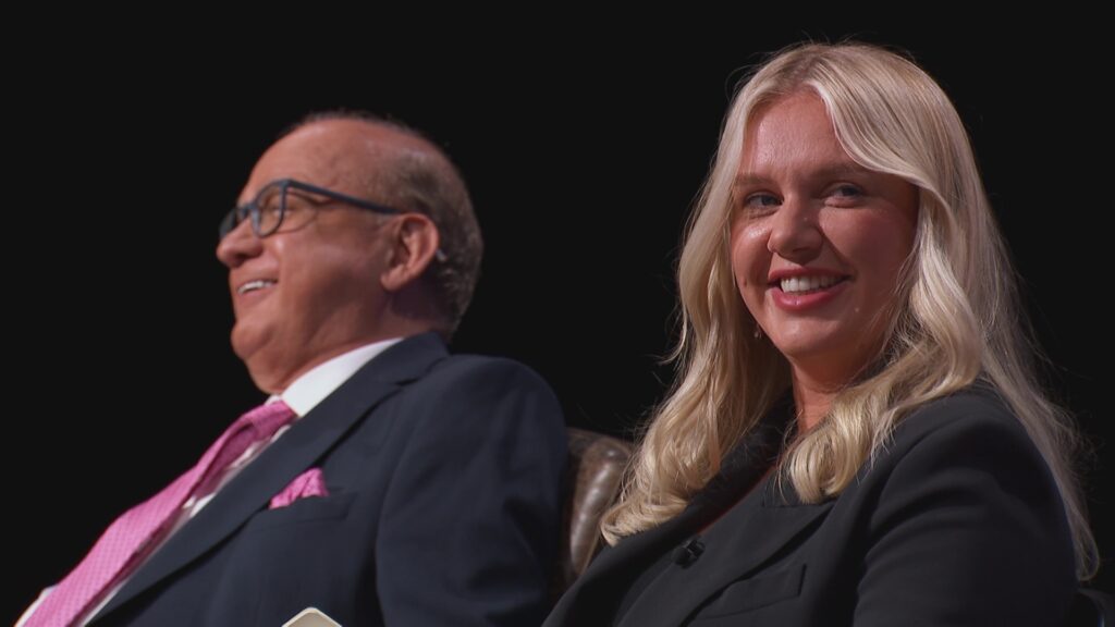 Image shows Dragons Touker Suleyman and Jenna Meek