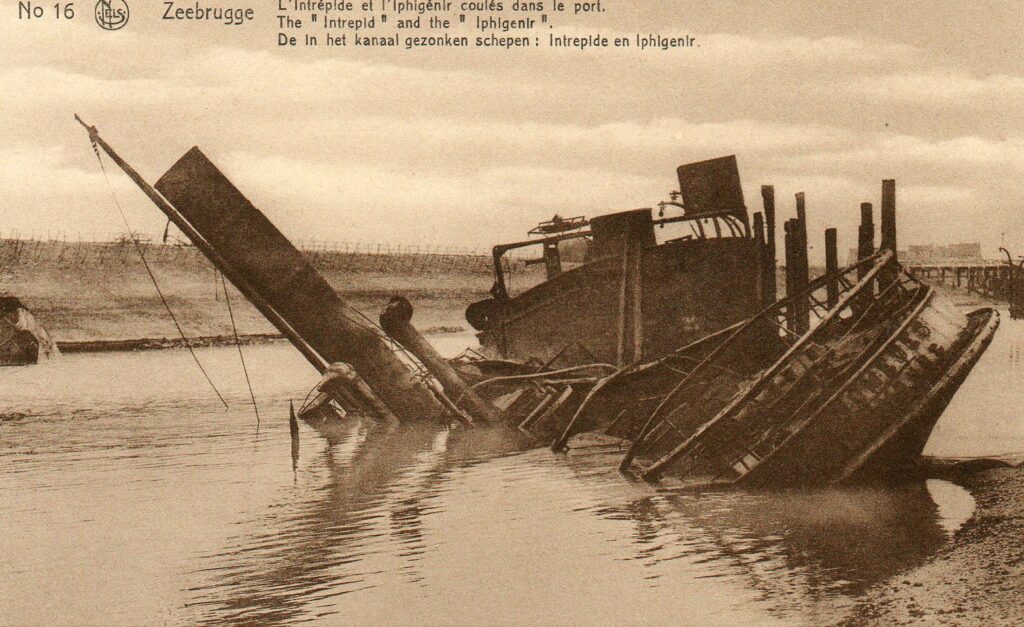 A picture of wreckage of a boat that was sunk in Zeebrugge