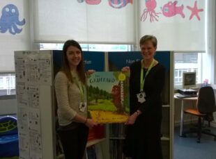 Sue Wills and Rose Zenker prepare for storytime.