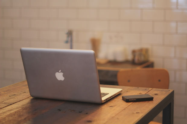 macbooktablephone 620 x 410
