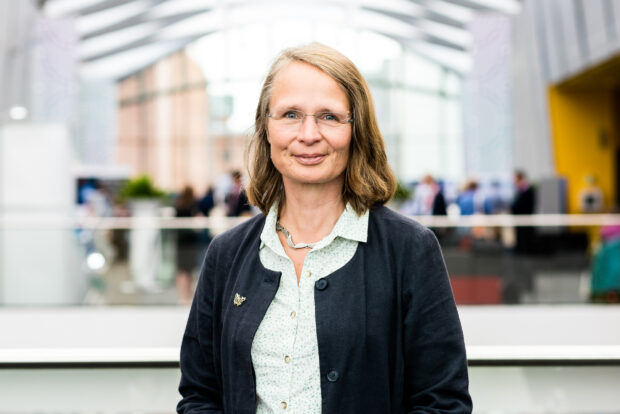 Photo of Dr Caroline Rubin