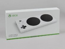 Xbox adaptive controller packaging thumbnail 1