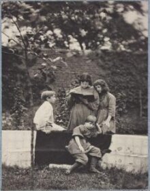 Burne-Jones & Morris Children thumbnail 1