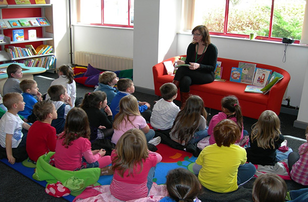 Picture of children reading