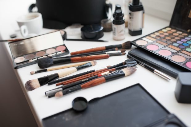 Makeup brushes.