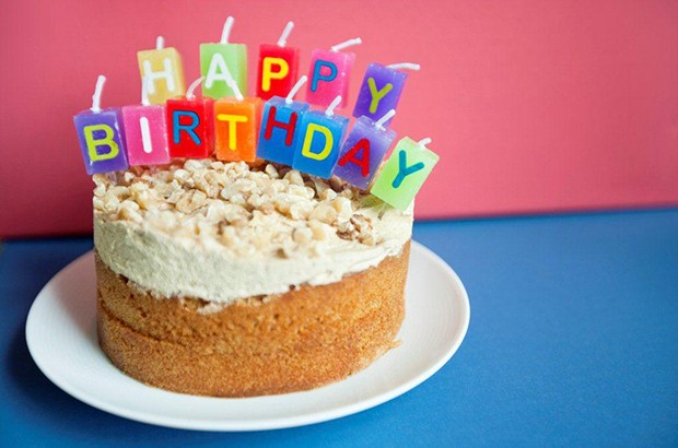 Image of a Happy Birthday cake.