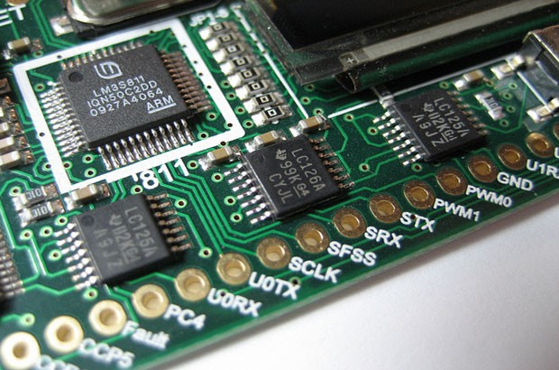 ARM microprocessor