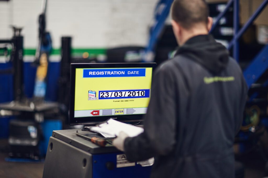 MOT tester on a computer