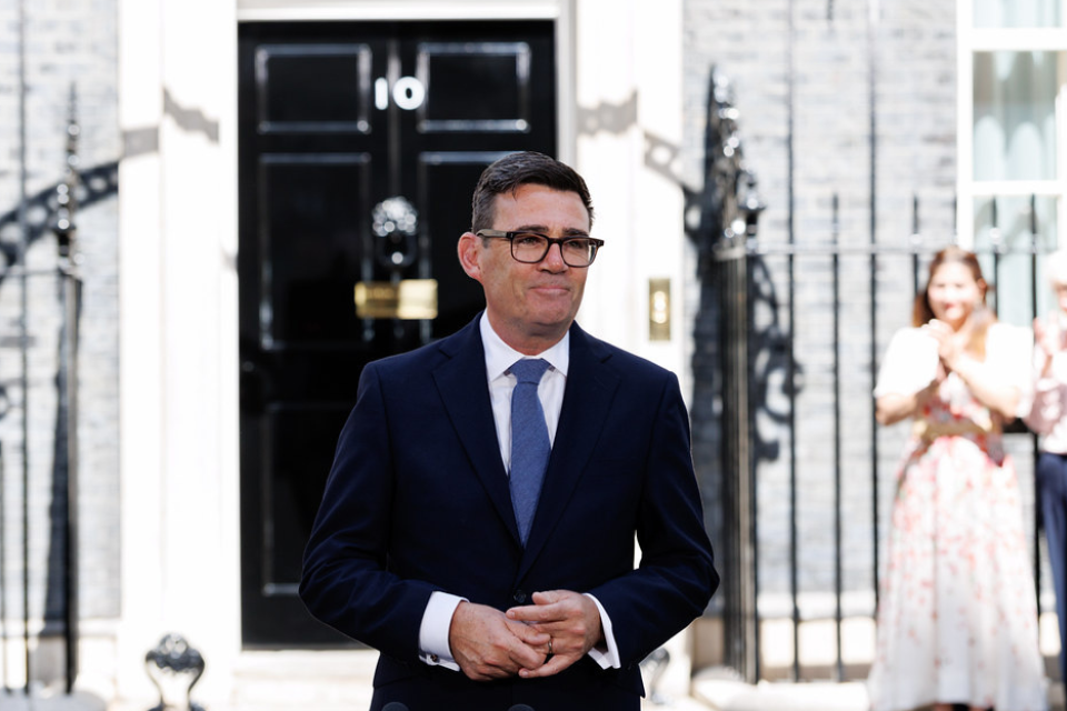 number 10 door
