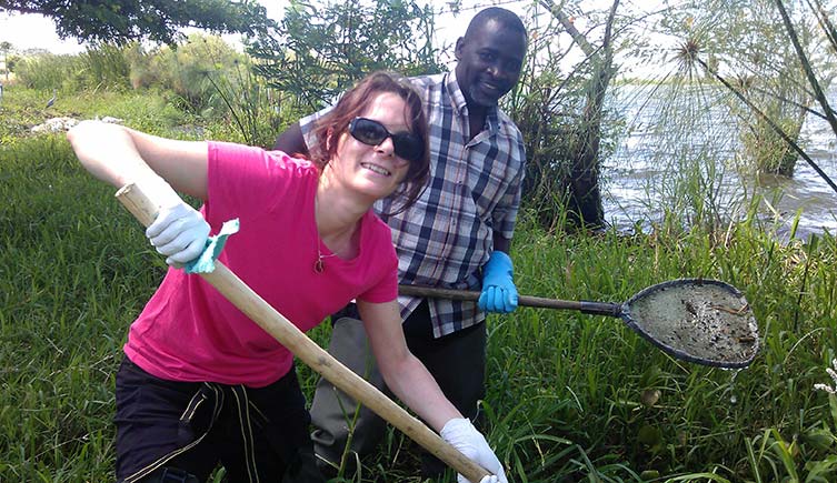 The field work team sifting for aquatic snails