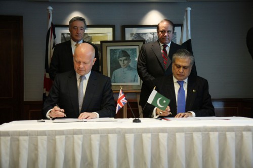 British Foreign Secretary and Pakistani Finance Minister