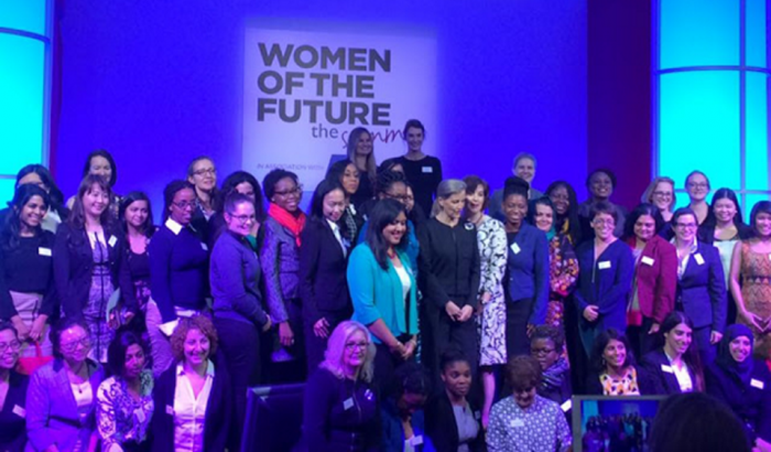 Photo of the Countess of Wessex with the international delegates