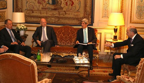 Hague, Kerry and Fabius in Paris, 5 March 2014. Credits: MAEE