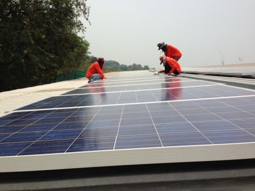 10 kWp solar PV system at Sri Thana Rice Mills. Credit: VE Solar