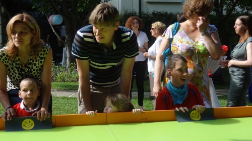 Ambassador Jonathan Allen with disabled children playing adapted cricket