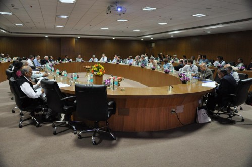 Delegates meet together to discuss climate sciences